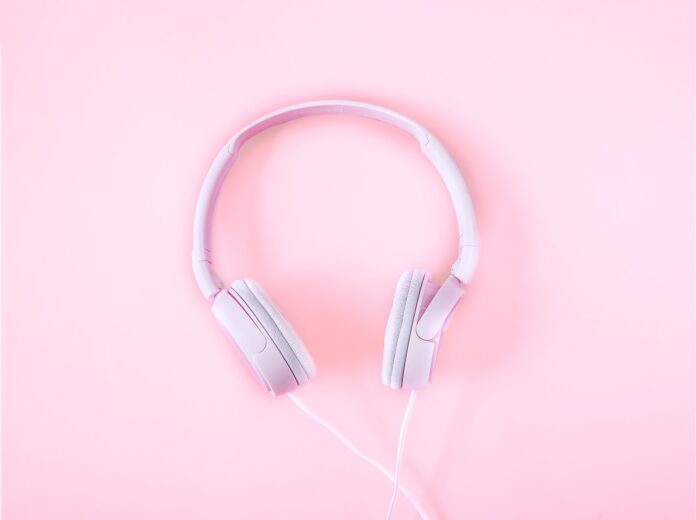 headsets, music, pink background